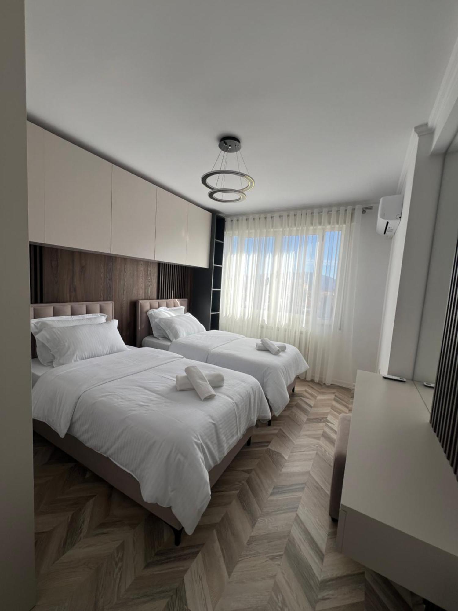Erlaiden Apartment Shkoder Bagian luar foto